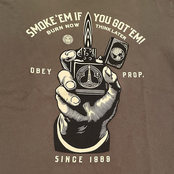 obey proproganda tee - Picture 2 of 3